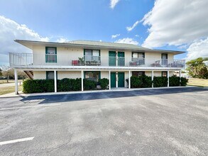 Building Photo - 2281 Sunshine Blvd