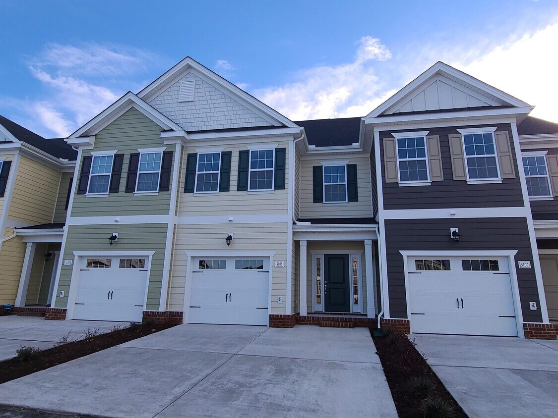 Primary Photo - 5105 Marin Ln