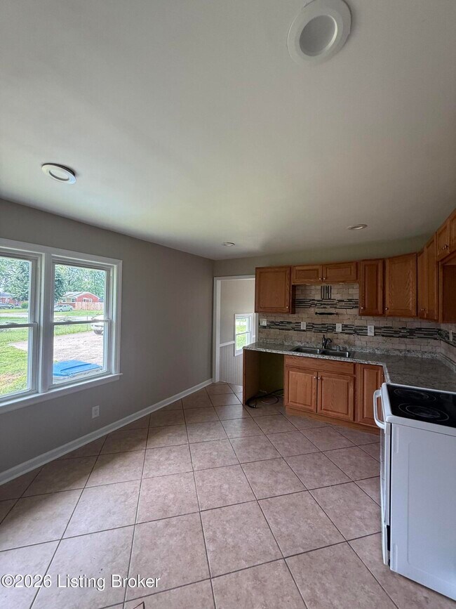 Foto del edificio - 5111 Lammers Ln
