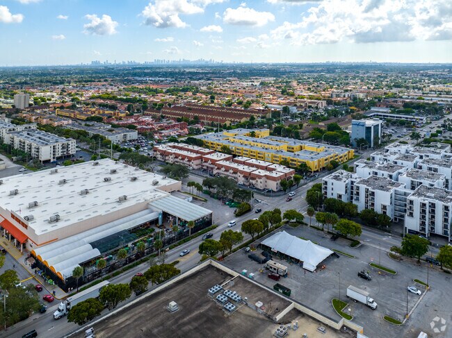 1590 W 46th St Hialeah, FL 33012 - Mile Apartment Condos
