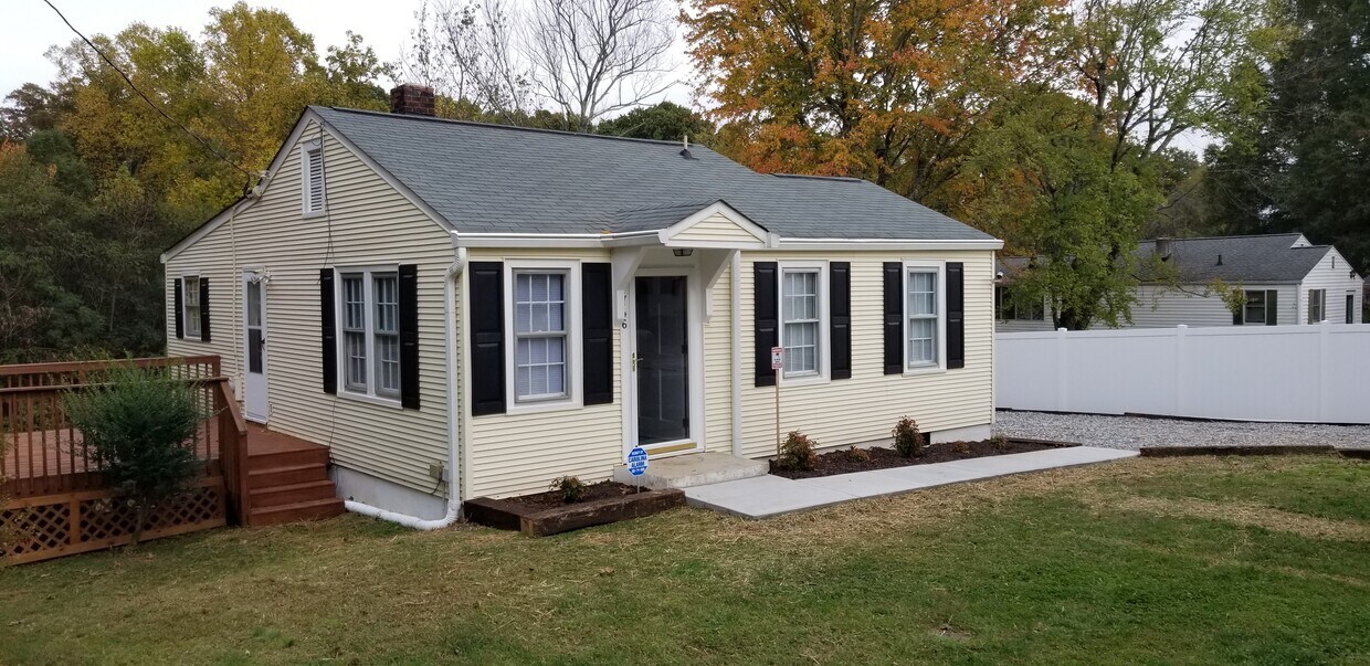 Primary Photo - 1746 Ralee Dr