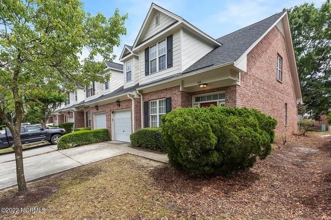 Foto del edificio - 5006 Carleton Dr