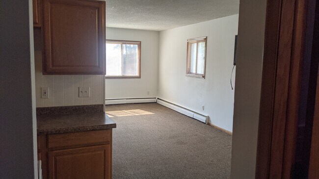 Building Photo - 5753 Sander Dr
