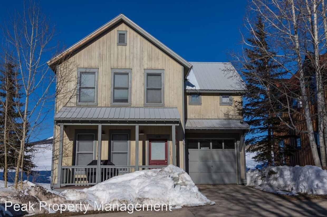 Foto principal - 3 br, 3 bath House - 208 Horseshoe Drive