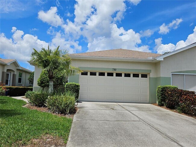 Foto del edificio - 739 Tremont Greens Ln