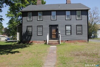 Building Photo - 204 Poquonock Ave