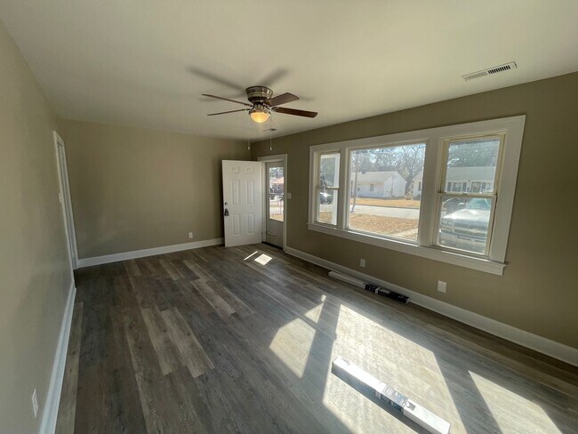 Foto del edificio - 512 Macon St S