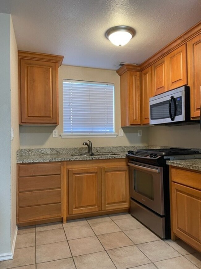 Foto del edificio - 455 N. 400 W.