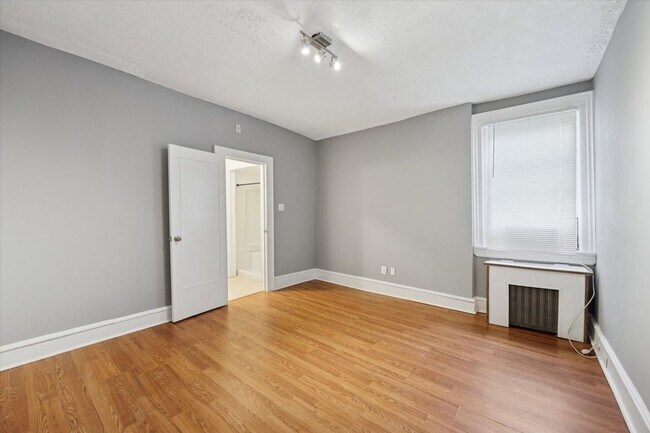 Building Photo - 5235 Wissahickon Ave