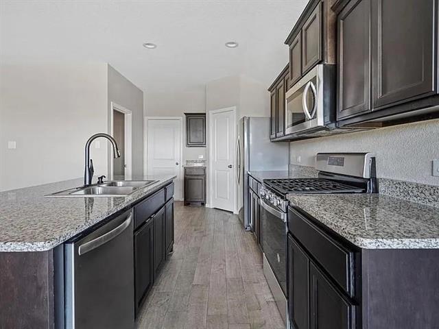 Building Photo - 9805 Summerton Dr