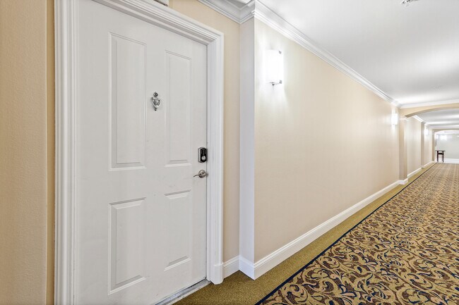 Foto del edificio - 600 S Dixie Hwy