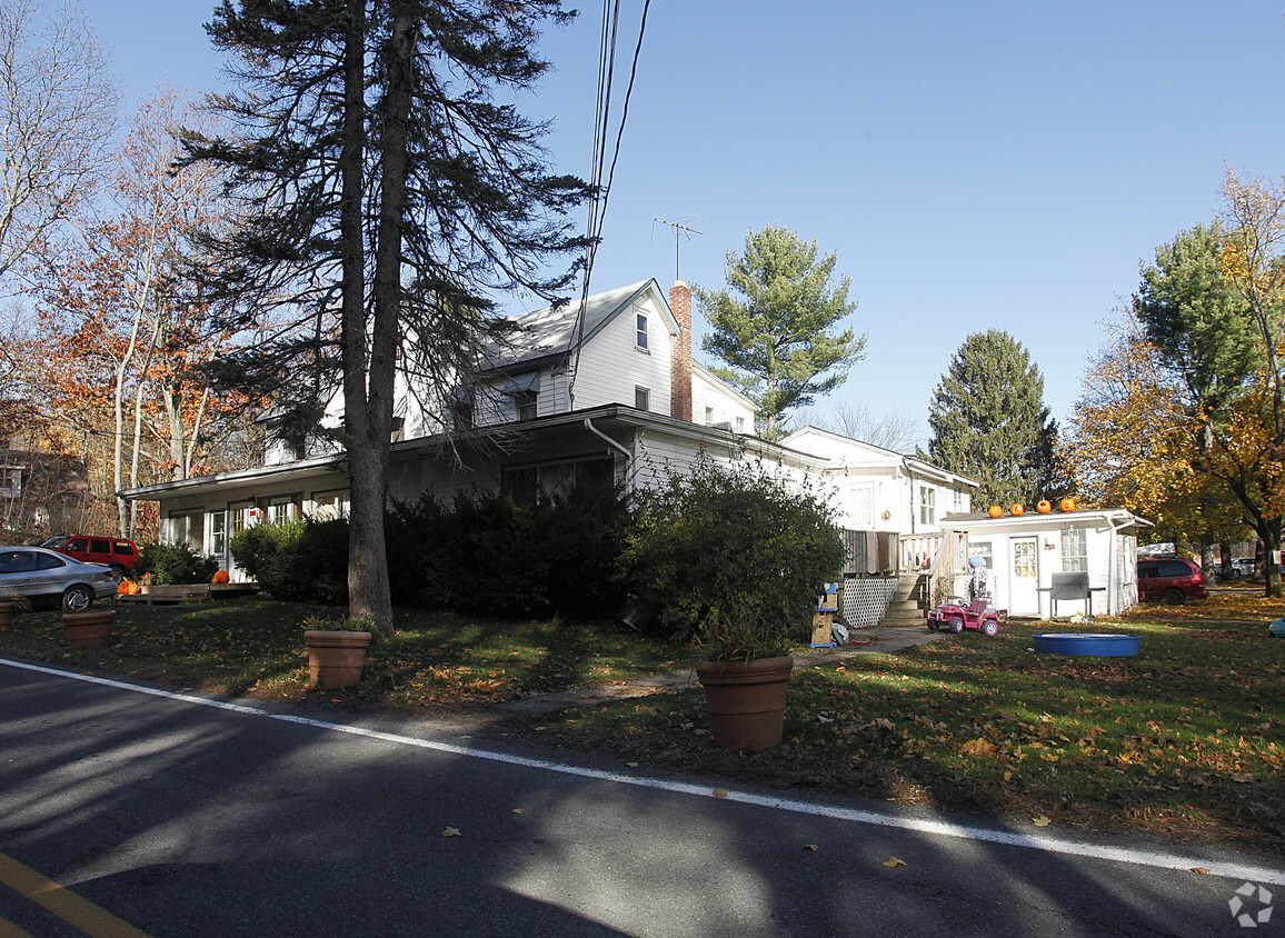 Foto del edificio - 1336-1338 Mountain Ave