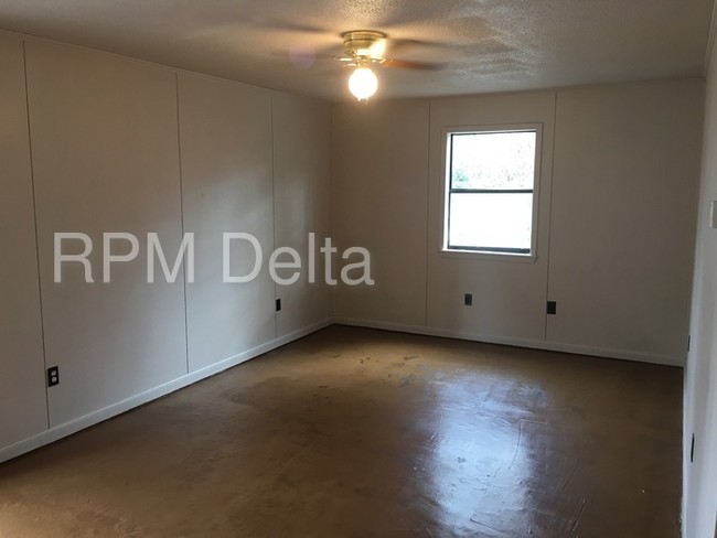 Foto del edificio - 903 Upchurch St