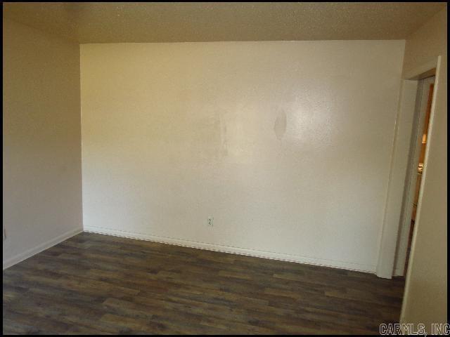 Building Photo - 9202 Malabri Dr