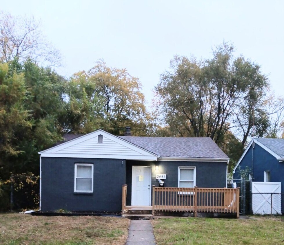 Foto principal - Cozy 2 Bedroom Home