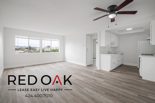 Building Photo - 616 N Lagoon Ave