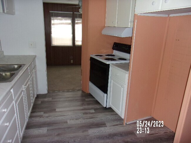 Foto del edificio - 2 bed 1 bath 10028 Utahna