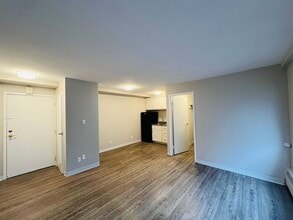 Interior Photo - Loring Park Flats