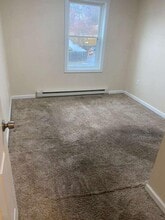 Building Photo - 32 North St