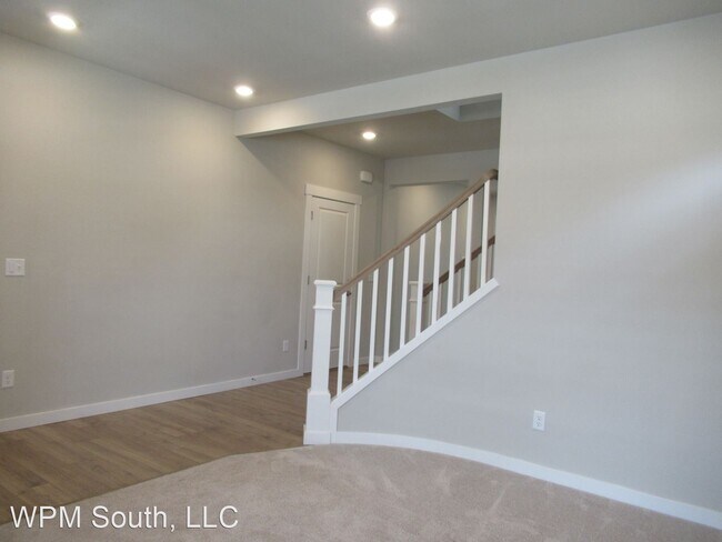 Foto del edificio - 5 br, 3 bath House - 15372 200th Ave. E.