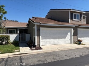 Building Photo - 549 Canyon Hill Rd