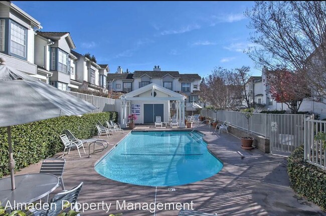 Building Photo - 2 br, 1 bath House - 976 Belmont Ter., Uni...