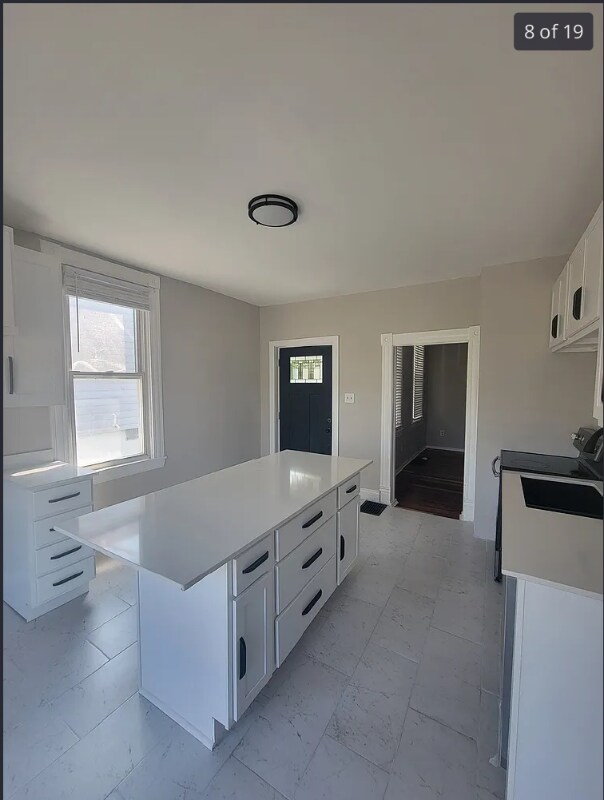 Foto del edificio - 1321 5th Ave