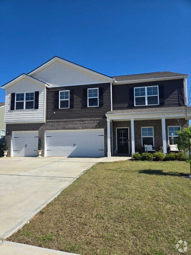 Building Photo - 8631 Briar Rose Pl