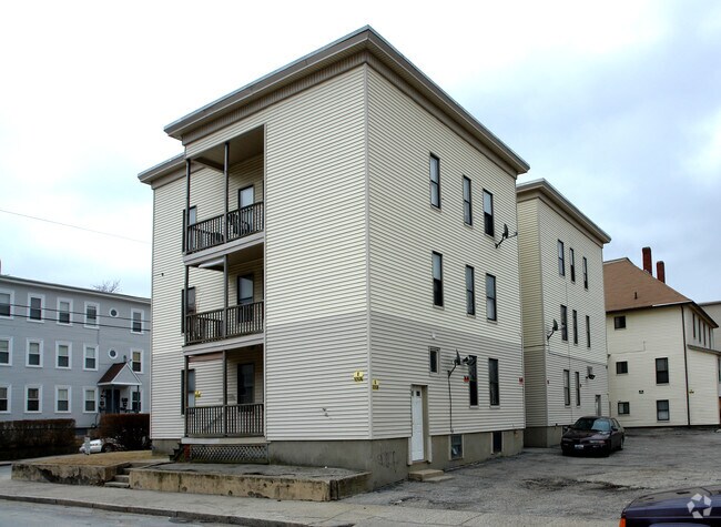 Building Photo - 318 3rd Ave