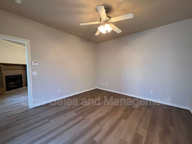 Foto del edificio - 509 SW 124th Pl