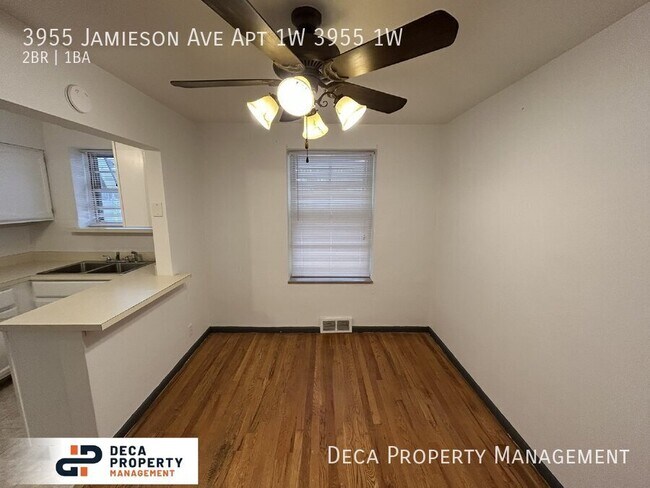 Foto del edificio - 3955 Jamieson Ave