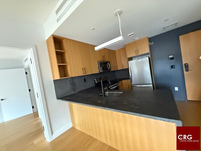 Building Photo - 83-84 Gardner St. Unit 306L