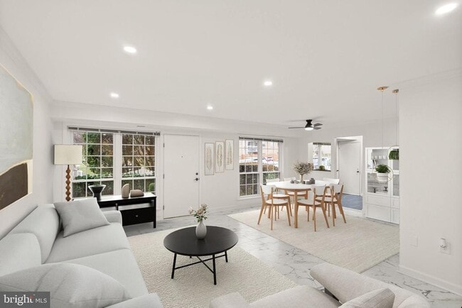 Building Photo - 1949 Kennedy Dr