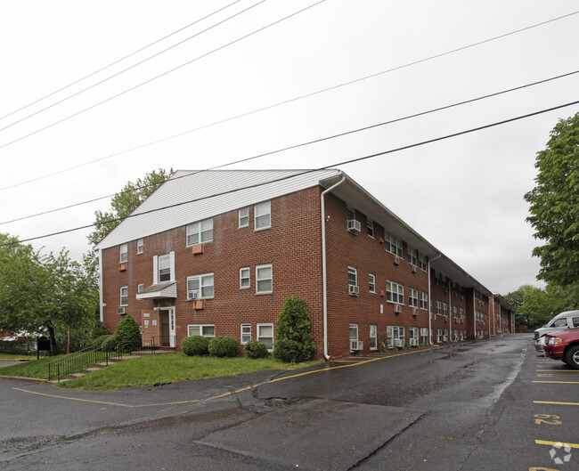 Building Photo - Grande Apartments