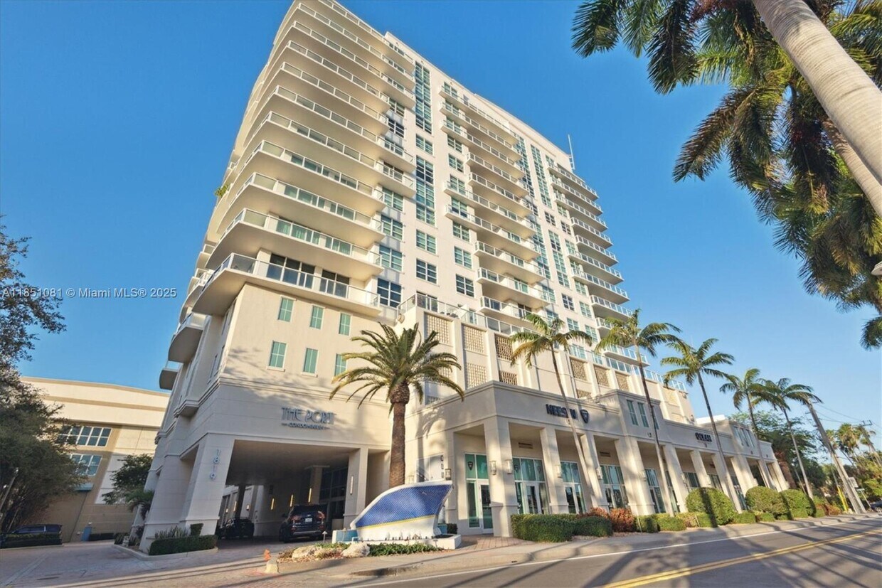 Photo - 1819 SE 17th St (Fort Lauderdale, FL)