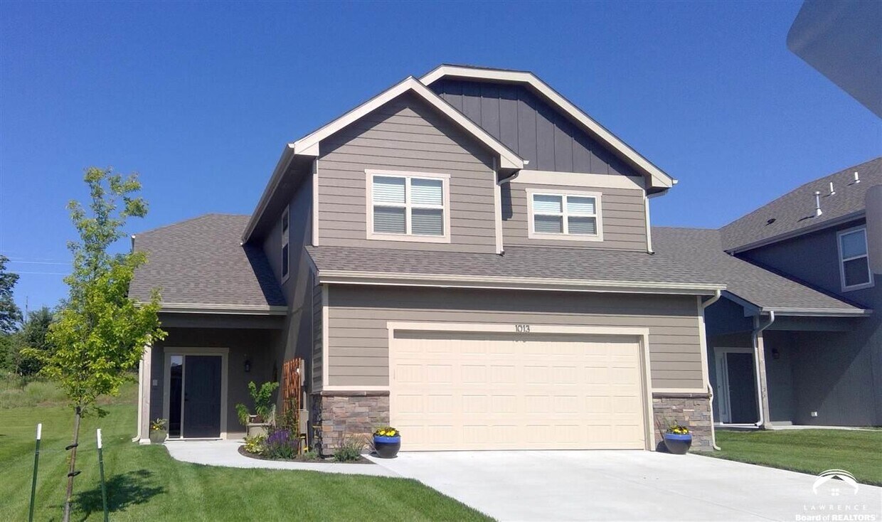 1013 Renaissance Dr, Lawrence, KS 66049 House Rental in Lawrence, KS