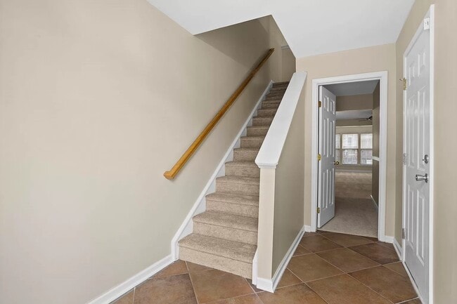 Building Photo - 107 Sylvan Oak Way
