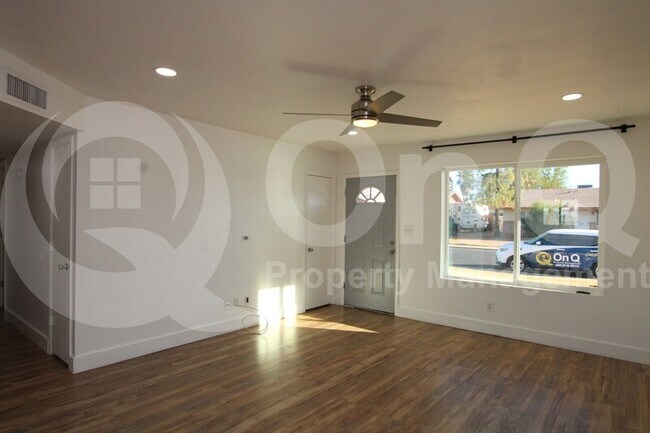 Building Photo - 3132 E Edgewood Ave