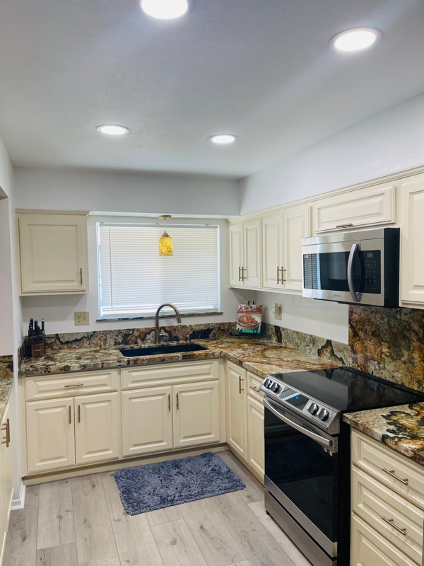Building Photo - 27227 Sun City Blvd