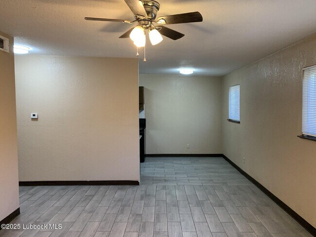 Foto del edificio - 226 Cherry St