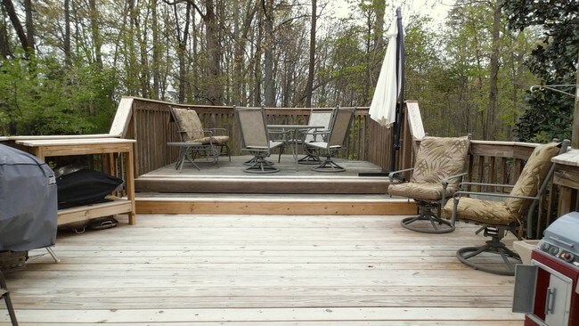 Back Porch - 155 Walmsley Pl