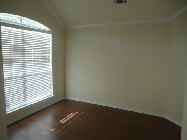Building Photo - 7460 Ravenhill Dr