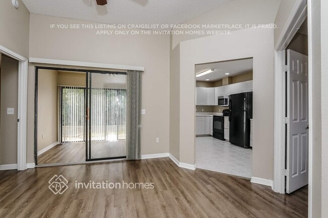 Building Photo - 653 Middlebury Loop