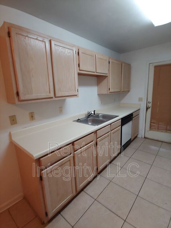 Foto del edificio - 1285 Rumba Ln