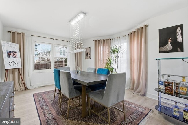 Foto del edificio - 8905 Emory Grove Rd