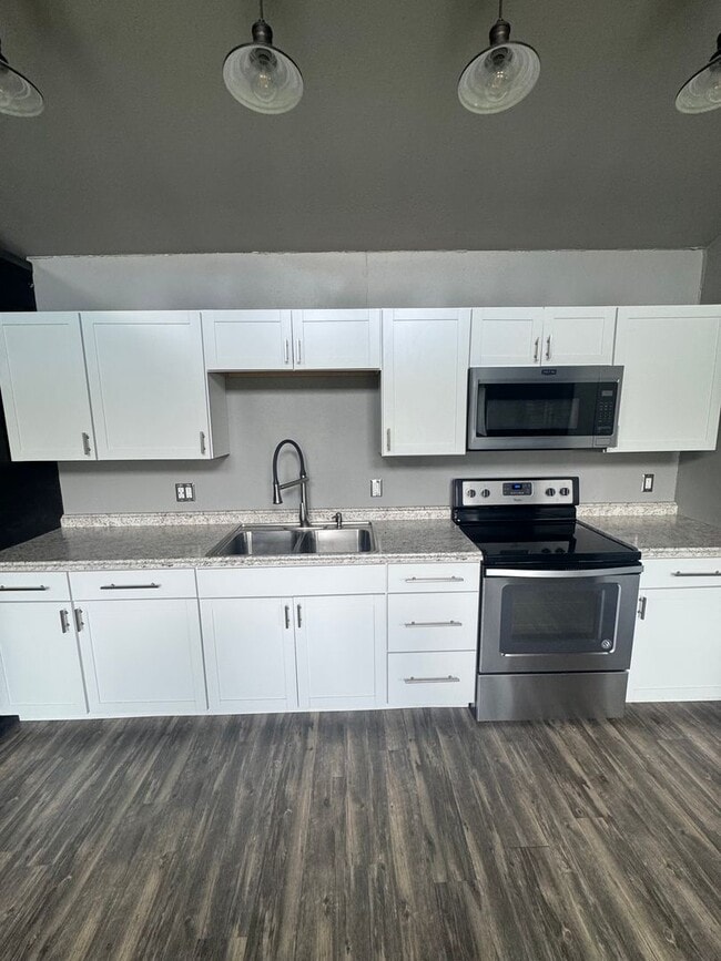 Foto del edificio - 933 Lincolnwood Dr
