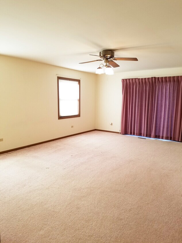 Foto del edificio - 1411 Riverside Dr