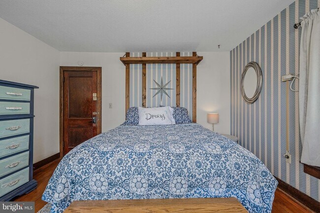 Foto del edificio - 184 Wilkes St