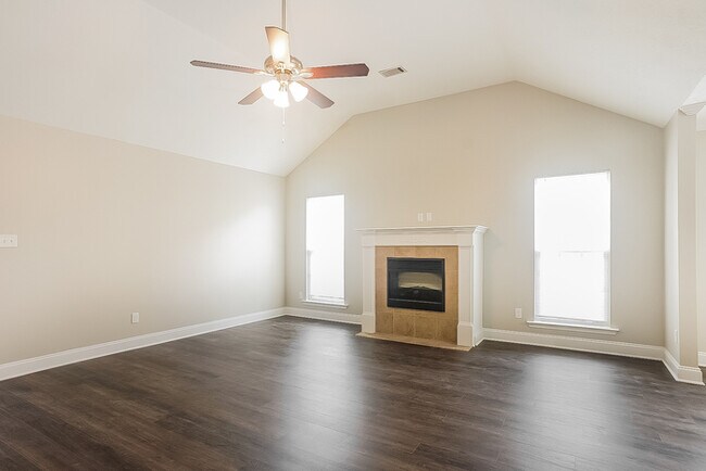 Foto del edificio - 3439 Grove Landing Cir