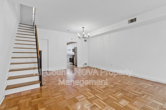 Foto del edificio - 123 E St SE